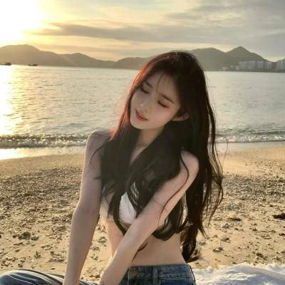 女皇陵下的风流娘们